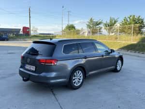 Volkswagen Passat ,1.6 tdi Dsg 7 , Led Xenon Front Assist , Incalzire , Carte Service + Raport istoric Km !! — miniatura 5