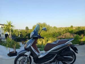 Piaggio Beverly 350 — miniatura 2