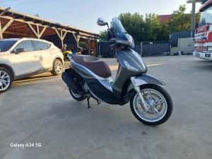 Piaggio Beverly 350 — miniatura 8