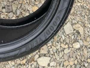 285/35/22 Goodyear — miniatura 4
