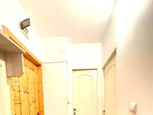 Garsoniera zona Bradet finisata mobilata utilata 42000eur neg — miniatura 5