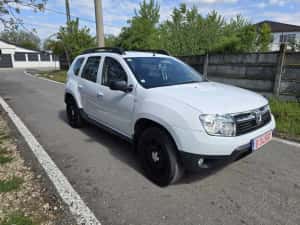 DACIA Duster 1.5 dci 4X4 6 trepte 110 cp aer conditionat — miniatura 9