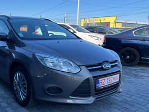 Ford Focus 1.6 TDCI Trend - 3.999 EUR — miniatura 2