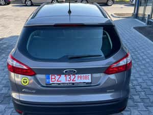 Ford Focus 1.6 TDCI Trend - 3.999 EUR — miniatura 4