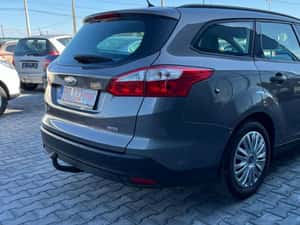 Ford Focus 1.6 TDCI Trend - 3.999 EUR — miniatura 5