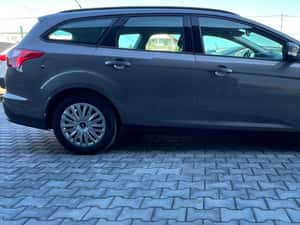 Ford Focus 1.6 TDCI Trend - 3.999 EUR — miniatura 7