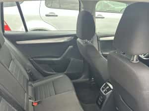 Skoda Octavia 3 / Facelift / 2020 / Euro 6 / Carplay — miniatura 8