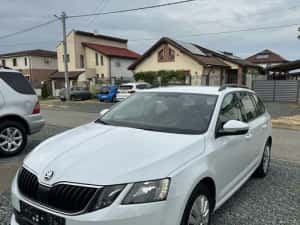 Skoda Octavia 3 / Facelift / 2020 / Euro 6 / Carplay — miniatura 9