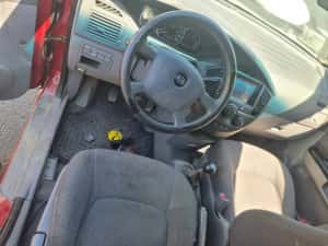 Stop stanga Kia Carens 1 (RS) (facelift) (2002 - 2006) — miniatura 7