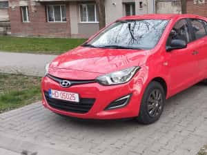Hyundai i20 an 2013 motor 1.2 benzina euro 5 — miniatura 2
