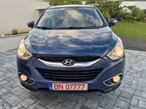 Hyundai ix35 / 4x4 / 2011 / Italia — miniatura 3