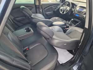 Hyundai ix35 / 4x4 / 2011 / Italia — miniatura 7