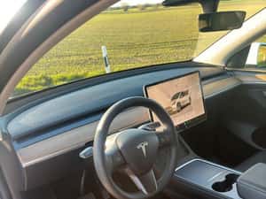 Tesla Model Y - SUV Second Hand 2022 — miniatura 5