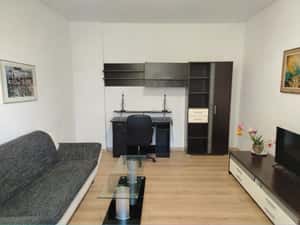 Ap. 2 cam, 55 mp, Et. 1,langa Bolta Rece — miniatura 2