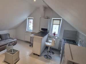 Inchiriez apartament 2 camere Rasnov — miniatura 3