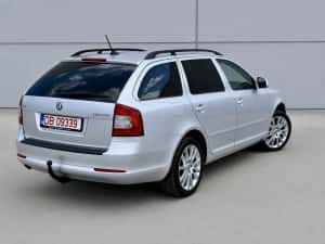 Skoda Octavia 2012 — miniatura 3