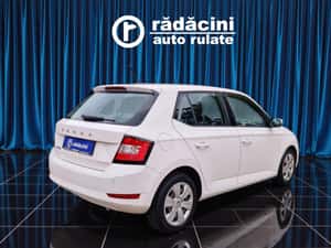 Skoda Fabia Automată 95 HP Benzină — miniatura 4
