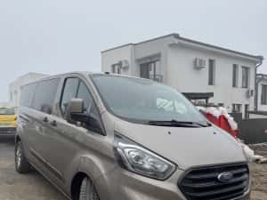 Vand urgent masina persinala 8+1 ford tva deductibil