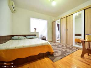 Apartament spațios 3 camere 2 băi 76 mp si pivniță  zona Turnișor — miniatura 3