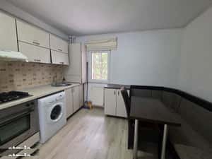 Apartament  2 camere Nicolina , 60 metri, etaj 2 Cod:162948