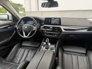 Bmw 520d *G30* *B47* *190cp* *Sport Line* *Trapa* *Lane Assist* *Ceasuri Digitale* *Jante R20 * — miniatura 6