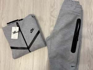 NIKE TECH fleece premium 2025 — miniatura 5
