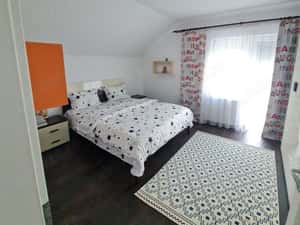 Vand schimb casa P+M zona Zavoi — miniatura 3