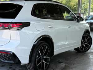 Volkswagen Tiguan 2.0 TDI SCR R-Line Pano Automată — miniatura 4