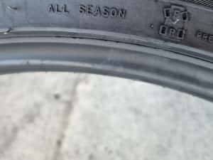 2 anvelope allseason NOKIAN 235/45/19 dot 2021 pret per bucata — miniatura 6