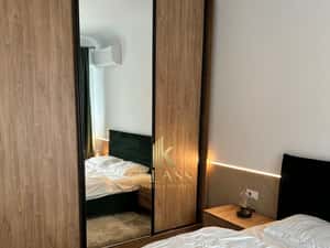 Apartament modern cu 2 camere de inchiriat in complexul Cortina North — miniatura 5