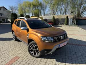 Dacia Duster 1.3 benzina 130 cp CLIMATRONIK Navi Camera 360