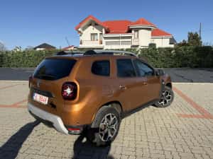 Dacia Duster 1.3 benzina 130 cp CLIMATRONIK Navi Camera 360 — miniatura 3