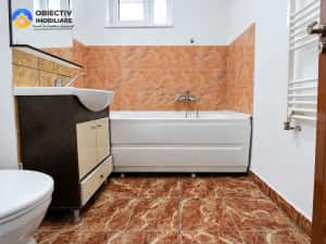 Apartament 2 camere centru, str. Mihai Eminescu, Piatra-Neamt — miniatura 3