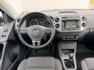 Volkswagen Tiguan 2.0 TDI 4Motion BlueMotion Technology Lounge Sport Style — miniatura 4