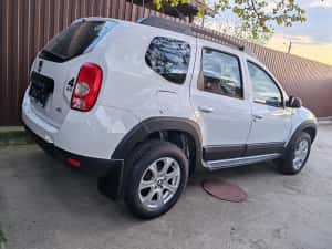 Dacia Duster 4×4-An 2012 Motor 1.5 Diesel 6 trepte Euro 5! — miniatura 1