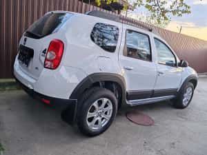 Dacia Duster 4×4-An 2012 Motor 1.5 Diesel 6 trepte Euro 5! — miniatura 9