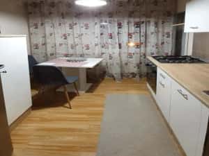 OCAZIE! Apartament 2 camere zona BUCOVINA etaj 1 amenajat 2 balcoane model mare