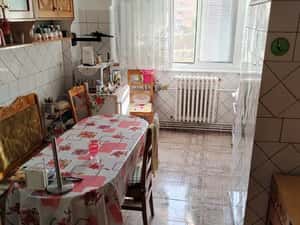 Se vinde ap. 3 camere — miniatura 3