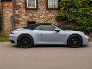 Porsche 992 Cabrio - Second Hand în București — miniatura 2