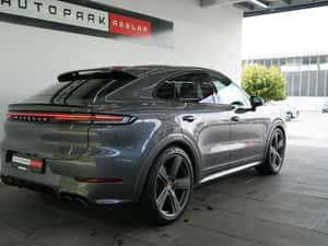 Porsche Cayenne Hibrid 470 cp, 37.950 km — miniatura 4
