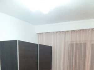 Vand garsoniera zona Carolina Mall langa jandarmarie — miniatura 2