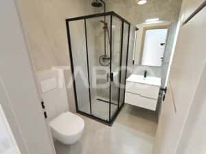 Apartament intabulat 3 camere 2 bai 1 parcare - decomandat in Sibiu — miniatura 7