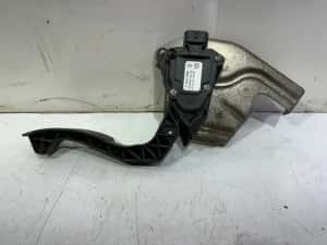 Pedala acceleratie 180022703r Dacia Logan 2 (2013 - 2016) 1.5 dci K9K612