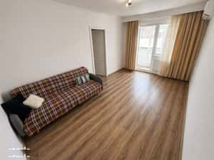 Apartament 2 camere zona Casa de Cultura cu Centrala — miniatura 3