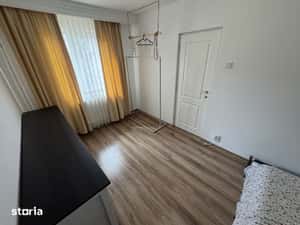 Apartament 2 camere zona Casa de Cultura cu Centrala — miniatura 4