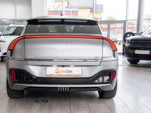 Kia EV6 GT 4WD - 585 CP Electric — miniatura 6