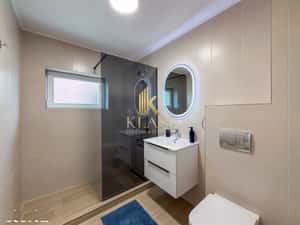 Inchiriere apartament cu 2 camere in zona de nord cu parcare subterana — miniatura 3