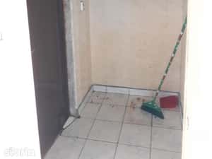 Apartament 1 camera  Micro38 et4/4 ,bloc mixt ,N-uri ,izolatie noua — miniatura 5