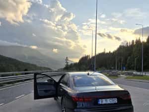 AUDI S8 4.0-571cp