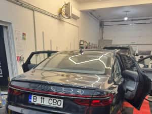 AUDI S8 4.0-571cp — miniatura 3